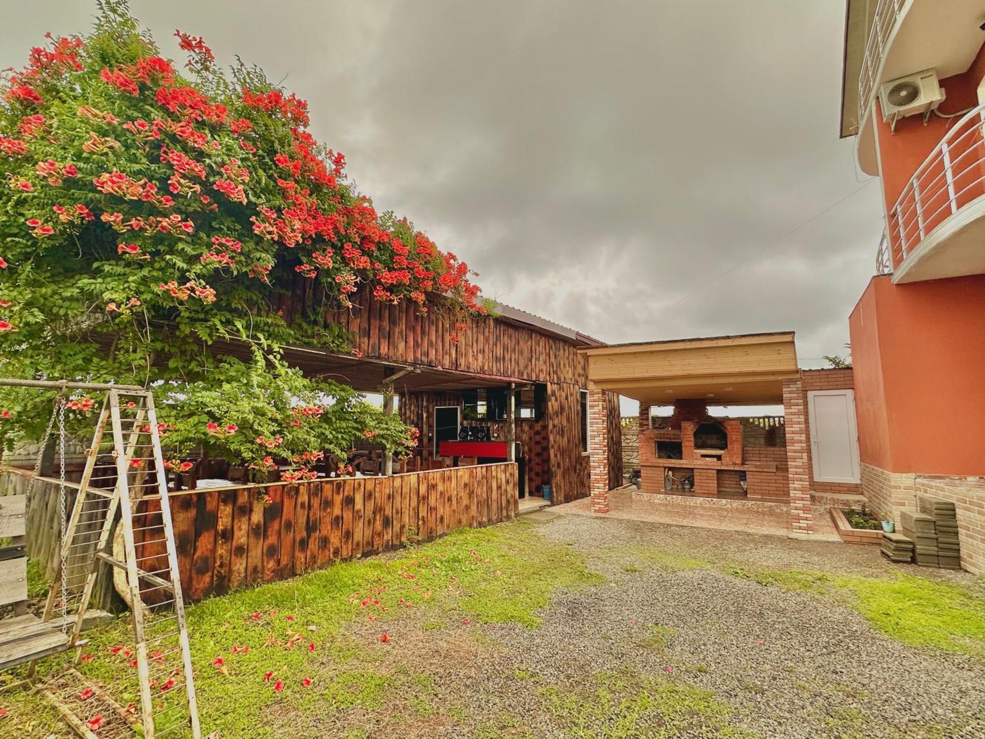 Hotel Ureki Buitenkant foto